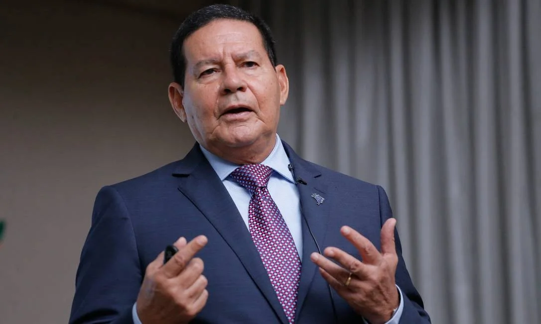 Mourão diz achar difícil Senado aceitar processo contra ministros do STF