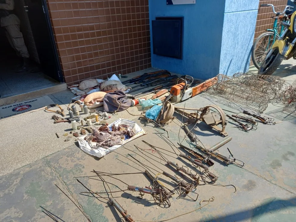 Dupla suspeita de caçar animais é presa em operação da PM e Inema no oeste da Bahia