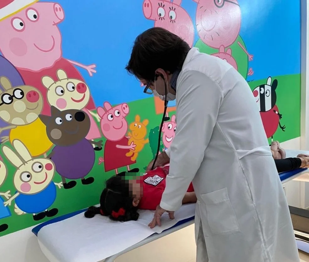 Homens suspeitos de matar pediatra dentro de clínica na Bahia são presos