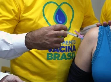 Cerca de 88% dos imunizados no Brasil querem tomar 3ª dose contra Covid