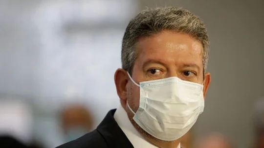 ‘Motivo de grande indignação’, diz Lira sobre CPI da Covid pedir indiciamento de deputados