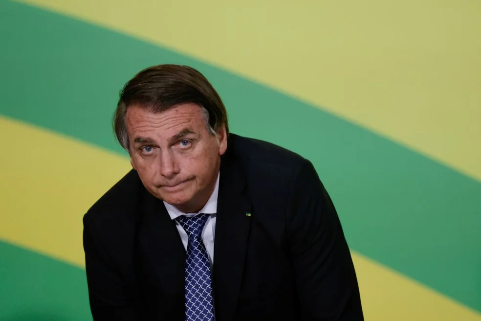 Ao falar em reajuste para servidor, Bolsonaro ignora alerta técnico de que não há espaço no orçamento