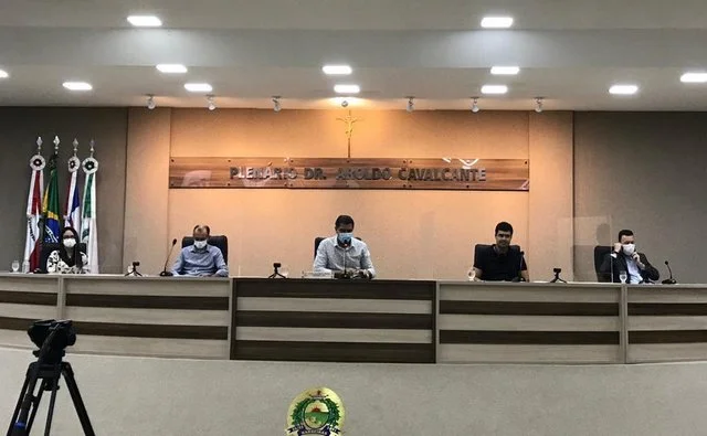 Servidores da Prefeitura e Câmara Municipal de Barreiras participam de capacitação sobre Nova Lei de Licitações e Contratos Administrativos