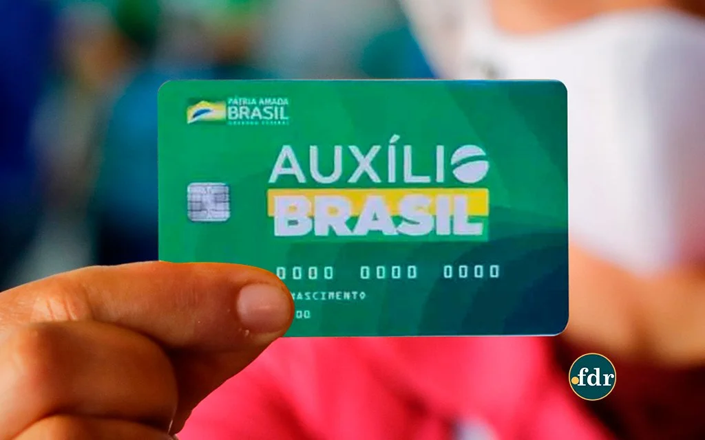 Auxílio Brasil contempla mais de 18 milhões de brasileiros, saiba como entrar na lista