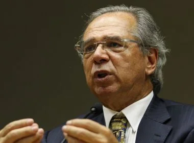 Guedes diz ser contra aumento a servidores neste momento de pandemia