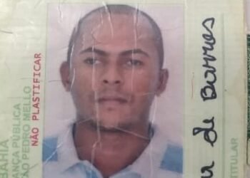 Homem ferido a tiro dentro de carro, morre em Formosa do Rio Preto