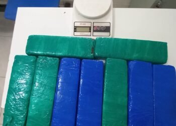 Traficante foge e 𝗣𝗘𝗧𝗢 𝗗𝗔 𝟴𝟯ª 𝗖𝗜𝗣𝗠 apreende droga que era transportada por ele