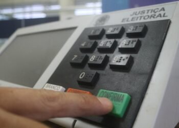 É hoje: TRE-BA orienta eleitores para o momento da votação