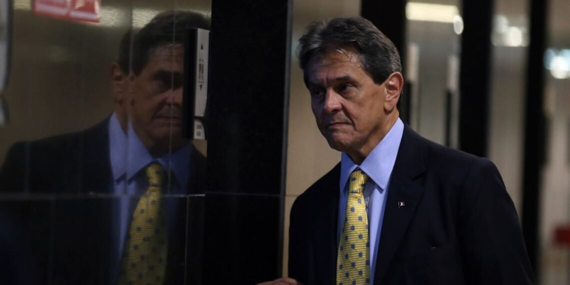 Ex-deputado Roberto Jefferson está preso em Benfica