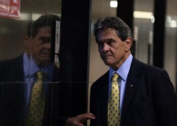 Ex-deputado Roberto Jefferson está preso em Benfica