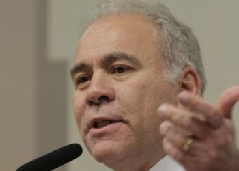 Ministro diz que alto custo dificulta incorporação de Zolgensma ao SUS