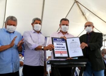 Em Paulo Afonso, governador anuncia investimentos para saúde, educação e desenvolvimento rural