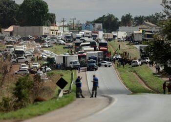 Maioria do STF vota por manter ordem para PRF liberar rodovias