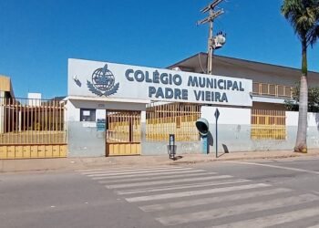 Colégio Municipal Padre Vieira ganha acervo histórico e inaugura Sala Memorial Profª Vanderléa Bispo dos Santos