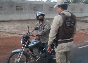 Veículos são vistoriados em operação Oeste em Paz Rural