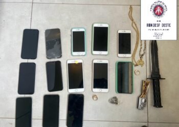 Barreiras: Autores de roubo em loja de celulares são apresentados na delegacia do bairro Aratu