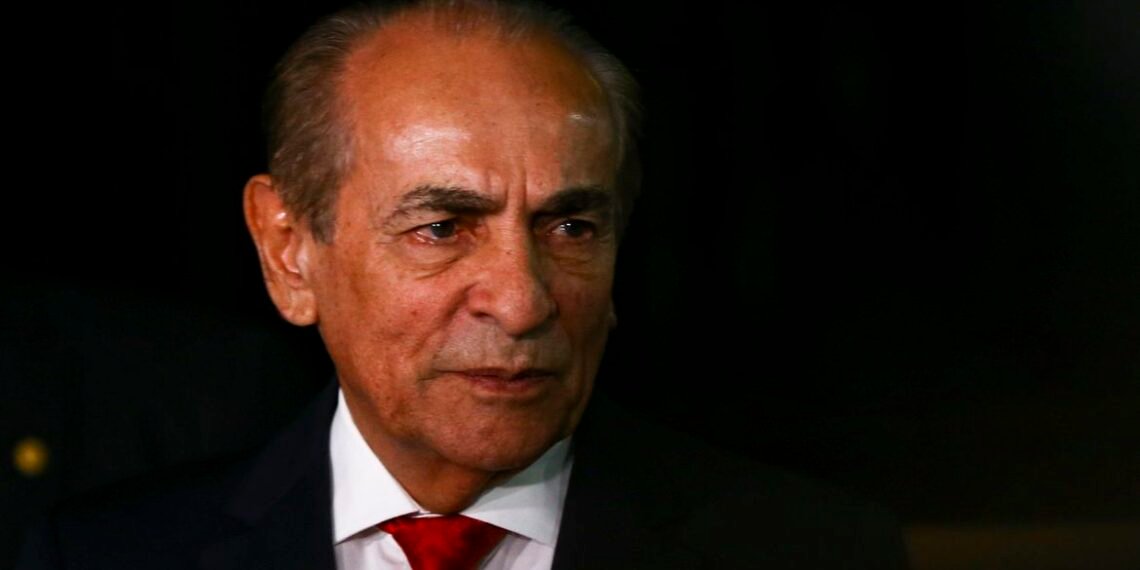 Castro apresenta relatório sobre texto que altera orçamento secreto