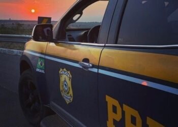 Polícia Rodoviária Federal apreende 501 papelotes de cocaína na BR-381