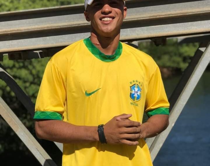 Soldados do exército são lesionados a golpes de faca e um deles não resiste aos ferimentos