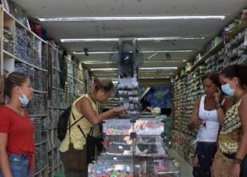 Saúde Covid-19: Brasil registra 7 mortes e 6.777 novos casos em 24h