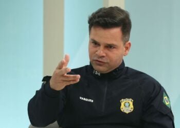 Diretor-geral da PRF é exonerado do cargo