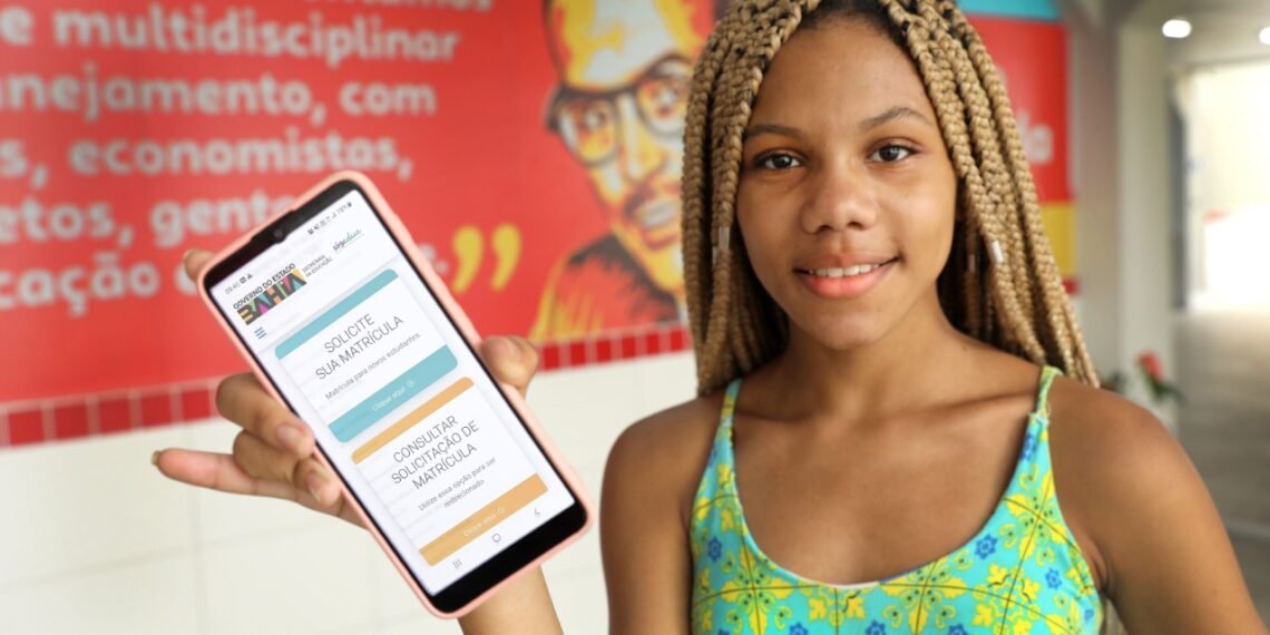 Matrícula on-line da rede estadual segue na segunda e terça-feira para estudantes do Ensino Médio, EJA e Educação Profissional