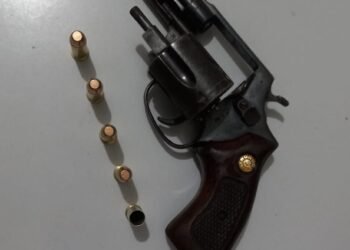 83 ª CIPM PRENDE AUTOR DE TENTATIVA DE HOMICÍDIO E PORTE ILEGAL DE ARMA DE FOGO