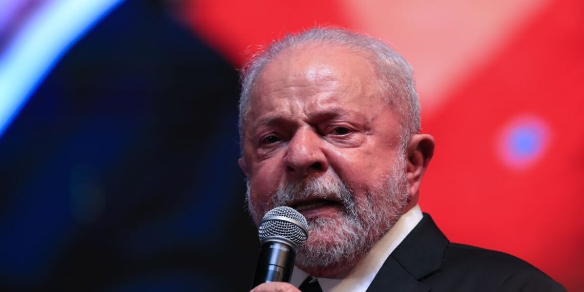 Bolsa Família voltará a exigir frequência escolar e vacinação