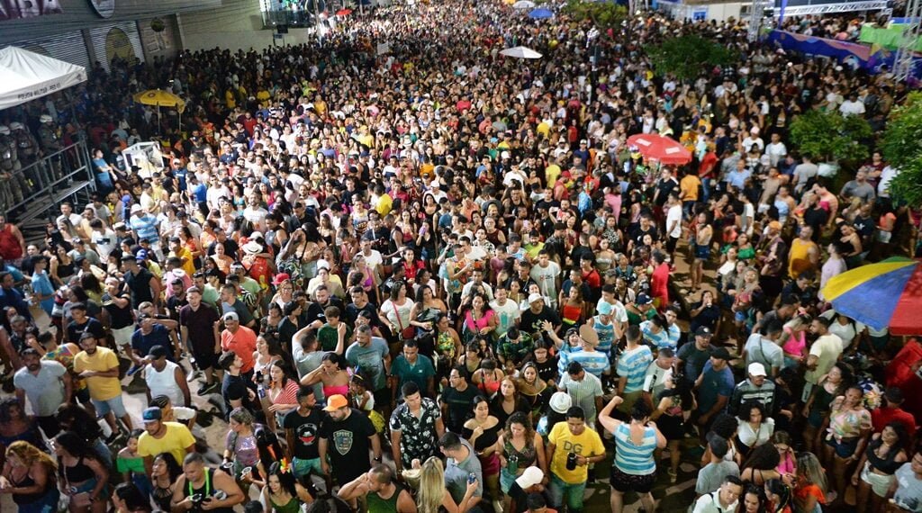 Mais de 90 mil pessoas na avenida no segundo dia do Barreiras Folia 2023 confirma que de fato este será mesmo o melhor de todos 