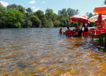 Rio de Ondas é referência de lazer para barreirenses e turistas durante o Barreiras Folia
