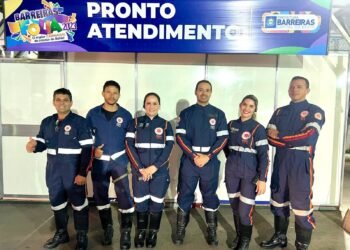 Secretaria de Saúde garante atendimento com equipe multiprofissional durante o Barreiras Folia 2023