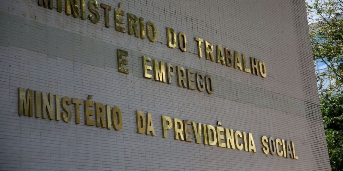 No Ceará, 17 pessoas são resgatadas de trabalho escravo