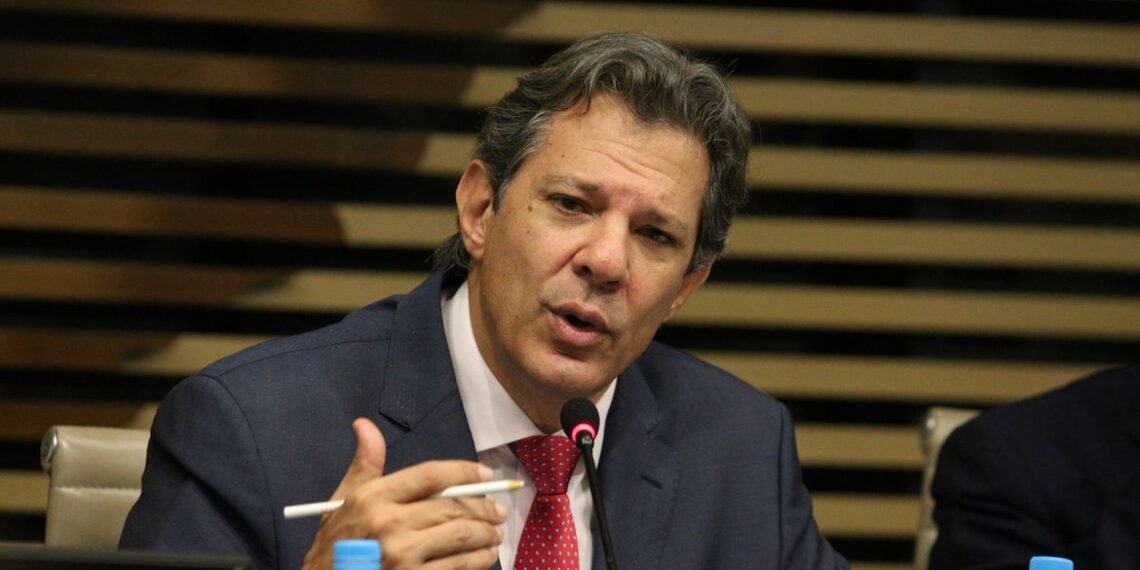 Fazenda finaliza proposta para correção da tabela do Imposto de Renda