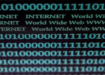 Crimes na web contra crianças se modernizaram, dizem especialistas