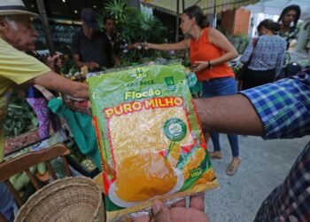 Jerônimo garante R$ 50 milhões na compra de produtos da agricultura familiar para a alimentação escolar na Bahia