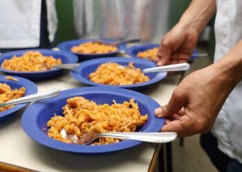 Governo anuncia hoje reajuste da merenda escolar