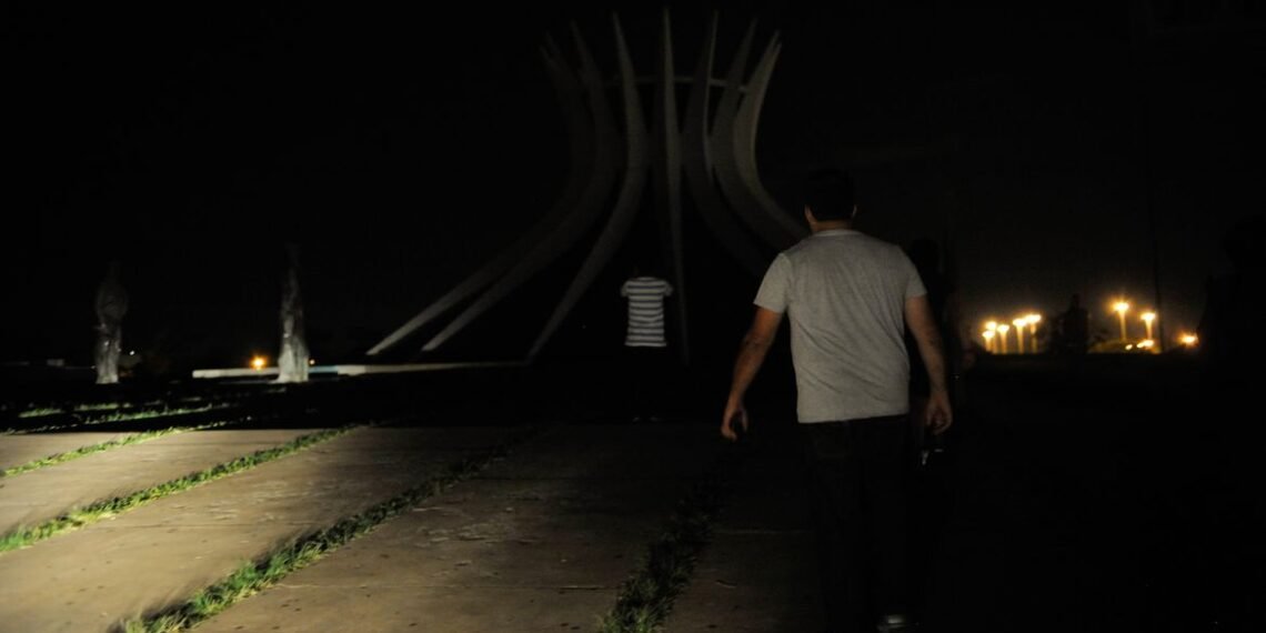 Hora do Planeta convoca Brasil a apagar as luzes