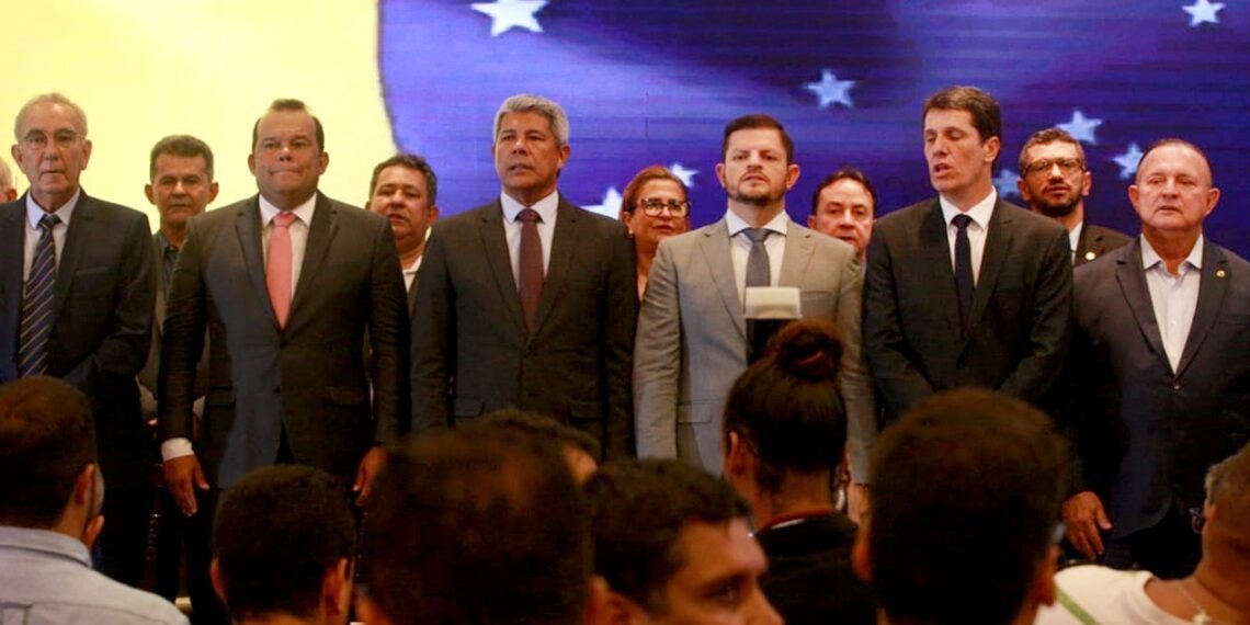 Governador Jerônimo Rodrigues participa da posse da nova diretoria da UPB em Salvador