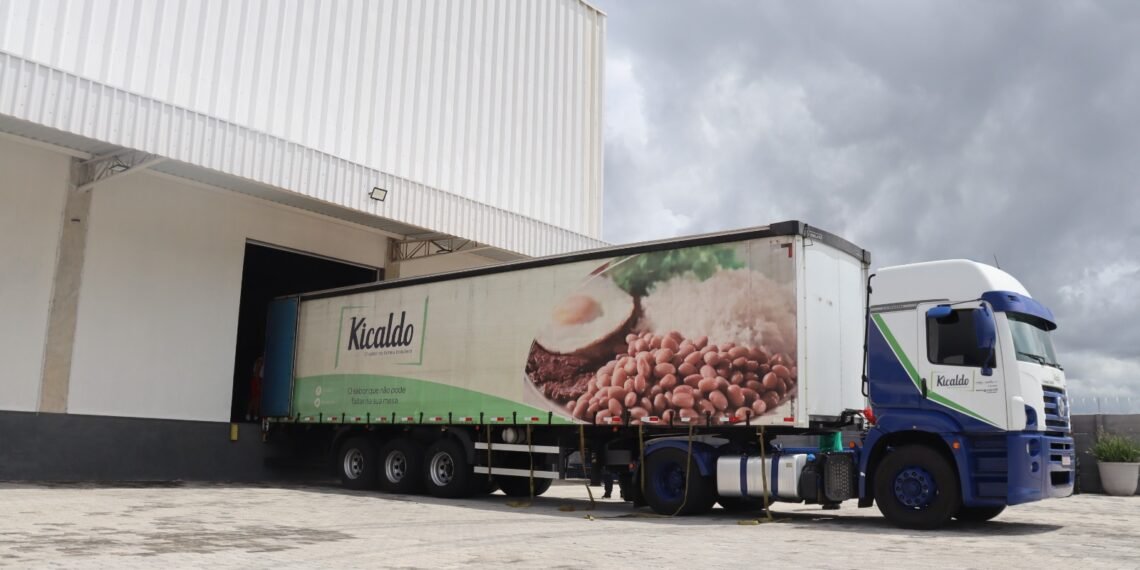Bahia Sem Fome recebe 20 toneladas de feijão em primeira doação articulada pela SD