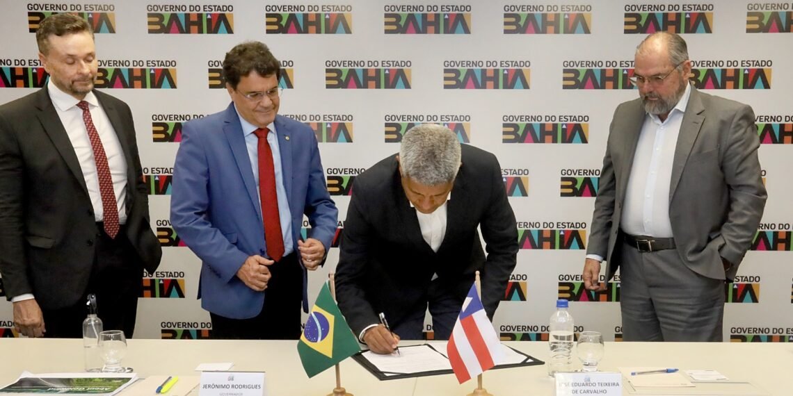 Estado da Bahia assina protocolo de intenções com indústria de aerogeradores e avança no segmento de energias renováveis