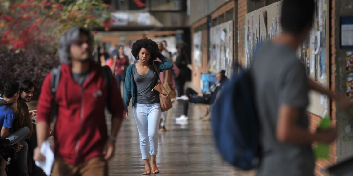 Começam matrículas de aprovados na primeira chamada do Sisu