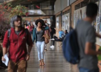 Começam matrículas de aprovados na primeira chamada do Sisu