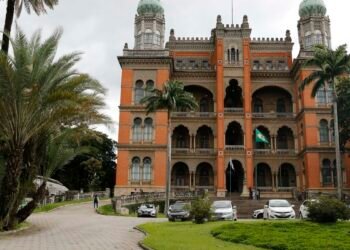 Covid-19 causa aumento de síndrome respiratória grave em 7 estados