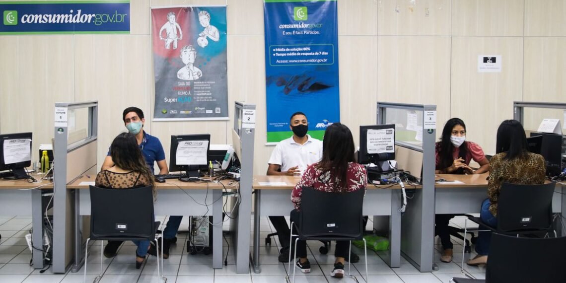 Governo vai liberar R$ 15 milhões para atendimento a superendividados