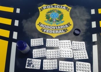 Mais de 300 comprimidos de rebite foram retirados de circulação durante ações da PRF na Chapada Diamantina