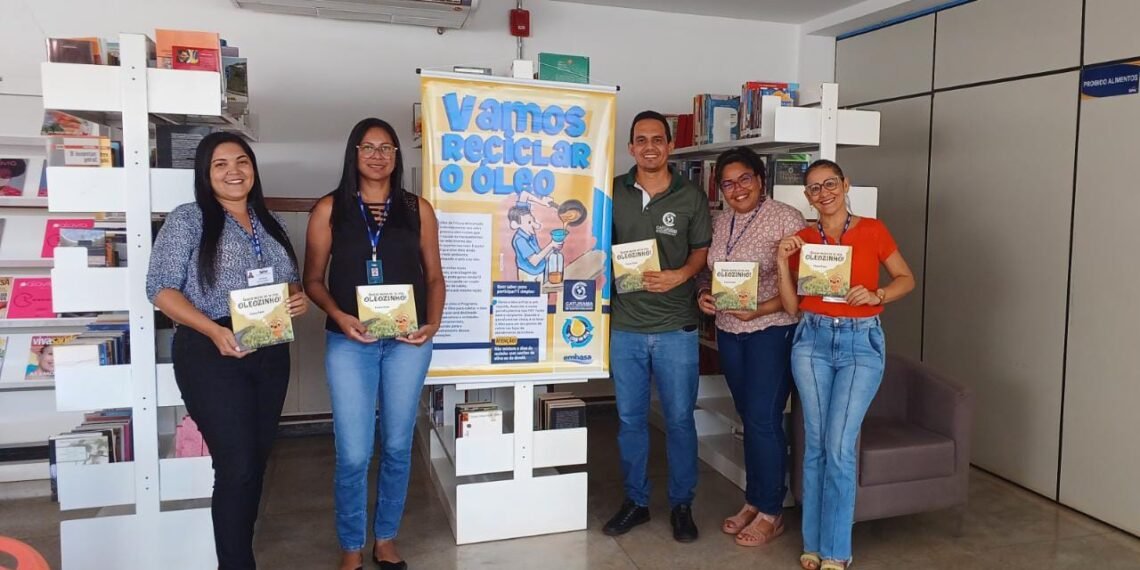 Embasa participa de entrega de livros infantis da campanha Se Ligue no Óleo