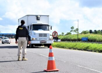 Feriado do Dia do Trabalho contará com reforço na fiscalização nas rodovias federais da Bahia
