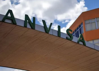 Pomadas capilares: Anvisa orienta como consultar produtos autorizados