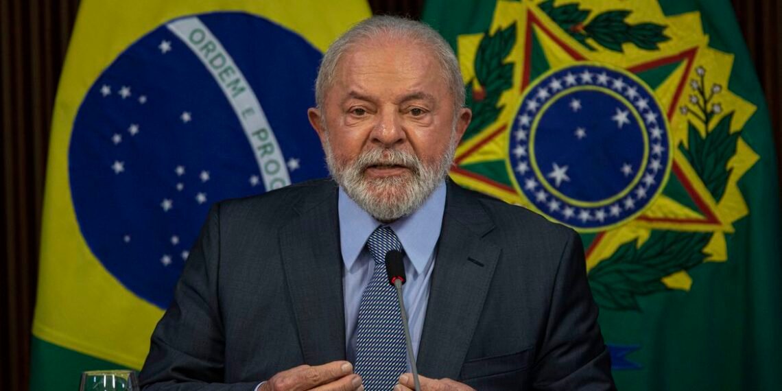 Retomada de programas e revisão de medidas marcam 100 dias de Lula