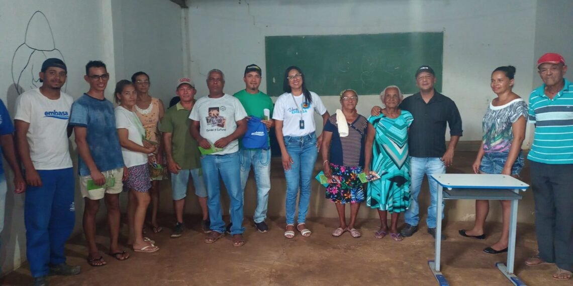 Embasa mobiliza moradores de localidade beneficiada com água tratada do rio São Francisco